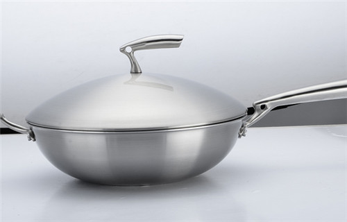 不銹鋼鍋燒黑了怎么清洗？3個不傷鍋的快速去污小技巧